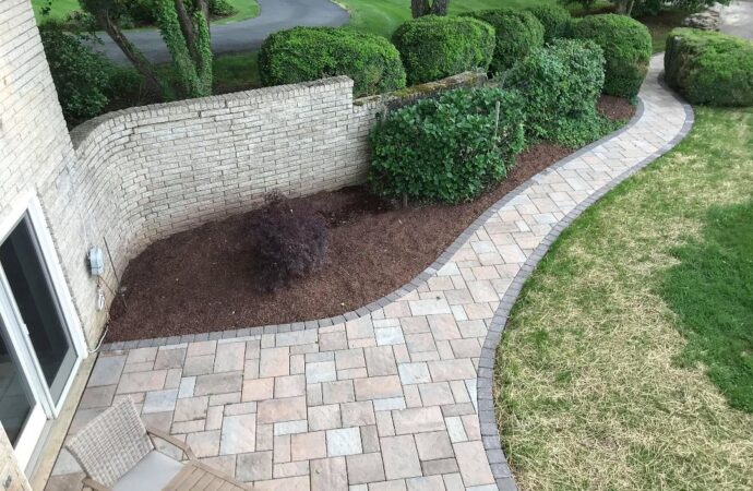 Stonescapes-Laredo TX Landscape Designs & Outdoor Living Areas-We offer Landscape Design, Outdoor Patios & Pergolas, Outdoor Living Spaces, Stonescapes, Residential & Commercial Landscaping, Irrigation Installation & Repairs, Drainage Systems, Landscape Lighting, Outdoor Living Spaces, Tree Service, Lawn Service, and more.